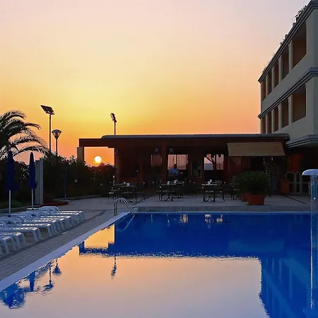 Hotel Borgo Saraceno Hotel-residence