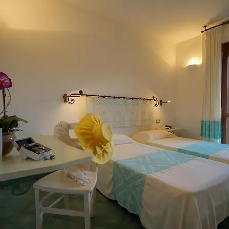 Borgo Saraceno Hotel-residence 4*