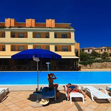Borgo Saraceno Hotel-residence 4* 산타테레사의갈루라