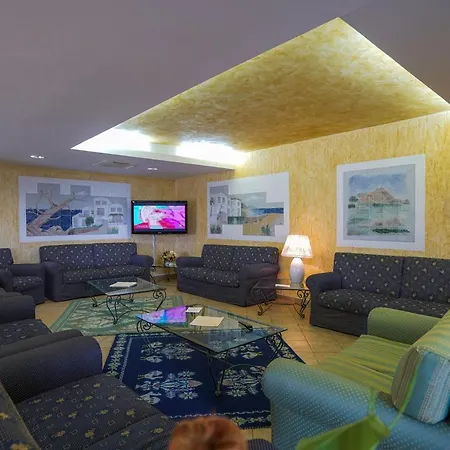 Borgo Saraceno Hotel-residence 4*