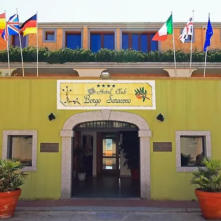 Borgo Saraceno Hotel-residence מלון סנטה טרזה גאיורה