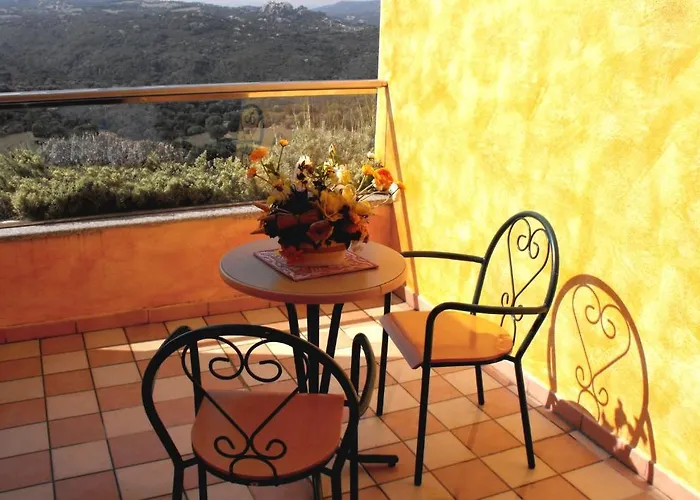 Borgo Saraceno Hotel-residence 4*