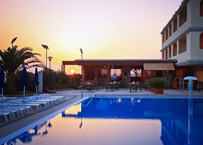 Borgo Saraceno Hotel-residence ホテル