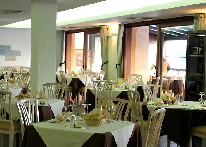 Отель Borgo Saraceno Hotel-residence 4*