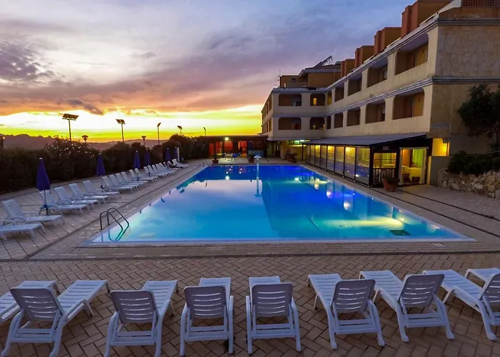 Borgo Saraceno Hotel-residence 4*