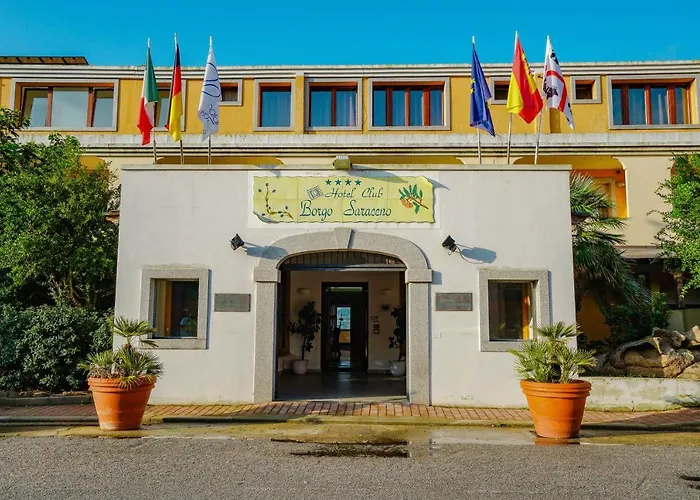 Borgo Saraceno Hotel-residence 4* Санта-Тереза-Галлура