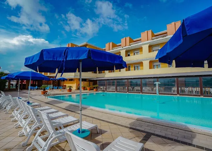 Отель Borgo Saraceno Hotel-residence Санта-Тереза-Галлура
