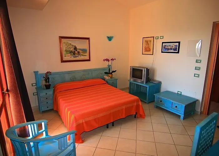 Отель Borgo Saraceno Hotel-residence